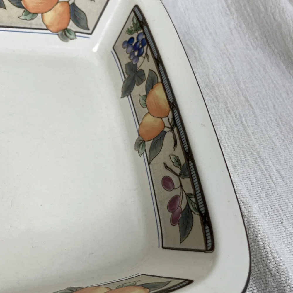 Mikasa Garden Harvest Lasagna Baker Casserole Intaglio Art French Country
